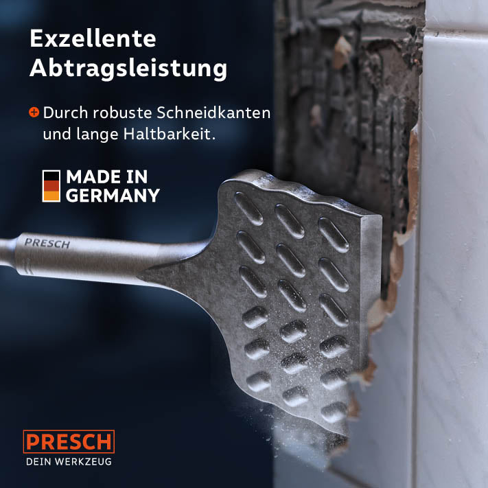 PRESCH Fliesenmeißel in Aktion mit exzellenter Abtragsleistung und Stahlqualität, Made in Germany, zum Entfernen von Fliesen.